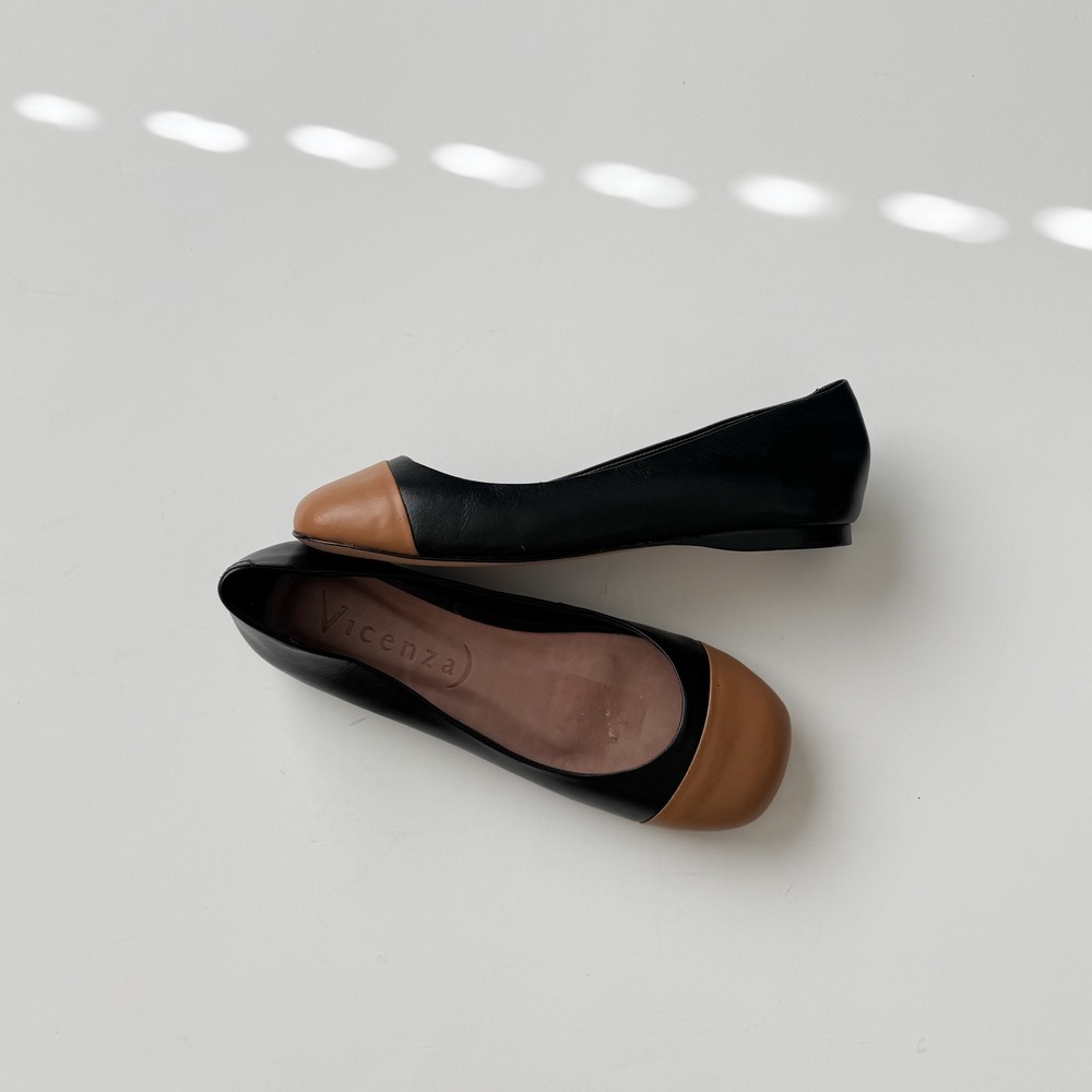 Vicenza Black Leather Two Tone Cap Toe Square Toe Ballet Flats Size 7 Brazil - Picture 8 of 10